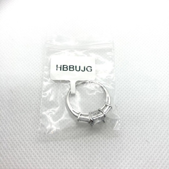 SIZE 9 925 Square Cut CZ Ring - Picture 11 of 12